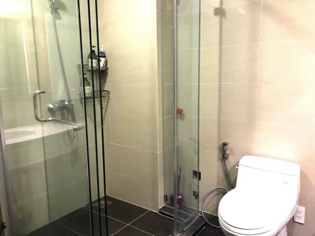 Bán biệt thự liên kế vườn Mỹ Thái, phú mỹ hưng, quận 7. Diện tích: 7x18m, trệt, 2 lầu , sân thượng. Thiết kế 4 phòng ngủ, nội thất đầy đủ, hướng Đông Bắc. Gía chỉ 31 tỷ. Qúy khách xem nhà liên hệ: hotline Ngọc Thư - 8244