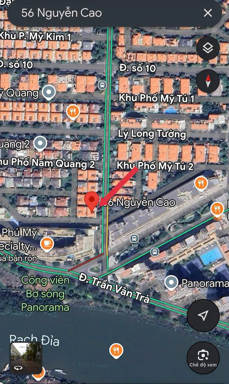 Bán biệt thự song lập Mỹ Tú, góc 2 mặt tiền đường Nguyễn Cao . Diện tích: 11x20m, 3 lầu, 5 PN, sân vườn. Gía chỉ: 79,5 tỷ ( sổ hồng). LH: hotline Ngọc Thư xem nhà - 8455