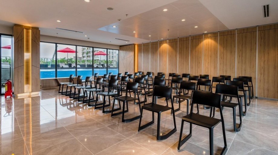Bán căn hộ Hưng Phúc Premier phú mỹ hưng, quận 7. DIện tích: 83m, thiết kế căn hộ mở theo dạng Studio, 2 phòng ngủ, nội thất sang trọng, đẳng cấp. Gía chỉ: 7 tỷ. Anh chị xem nhà liên hệ: hotline Ngọc Thư - 8753