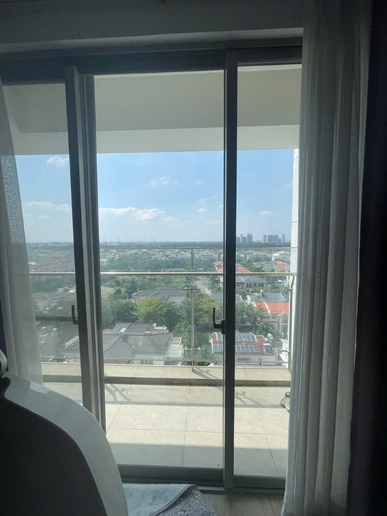 Bán căn hộ Hưng Phúc, phú mỹ hưng, quận 7. Diện tích: 79m, 2 phòng ngủ, nội thất đầy đủ, view biệt thự. Gía chỉ 7 tỷ, có ô đậu xe hầm. Qúy khách xem nhà liên hệ: hotline Ngọc Thư - 8905