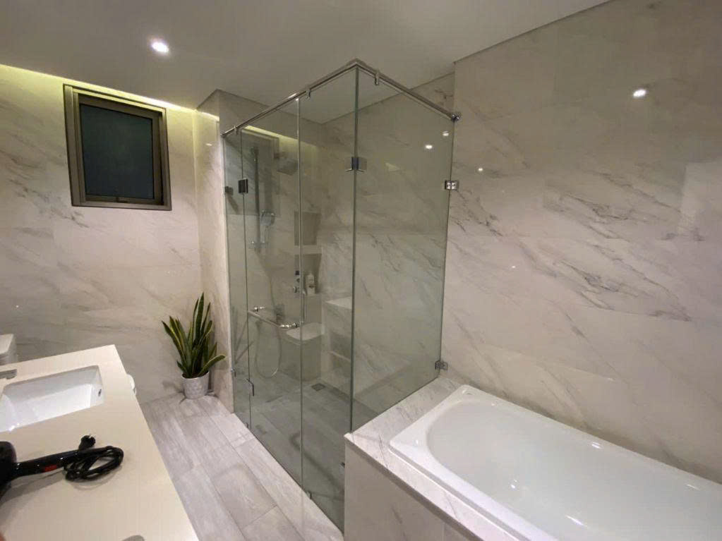 Cho thuê căn hộ Midtown, phú mỹ hưng, quận 7. 135M, 3 phòng ngủ, 3wc. Nội thất cao cấp, view sông. Ô xe tầng hầm, giá chỉ: 45tr/ tháng. Anh chị xem nhà liên hệ: hotline Ngọc Thư - 9535