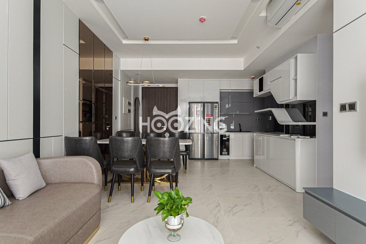 Cho thuê căn hộ cao cấp Midtown, phú mỹ hưng, quận 7. Diện tích: 90m, 2 phòng ngủ, nội thất cao cấp, giá chỉ 28 tr/ tháng, Có ô xe đậu miễn phí. Liên hệ: hotline Ngọc Thư - 9575