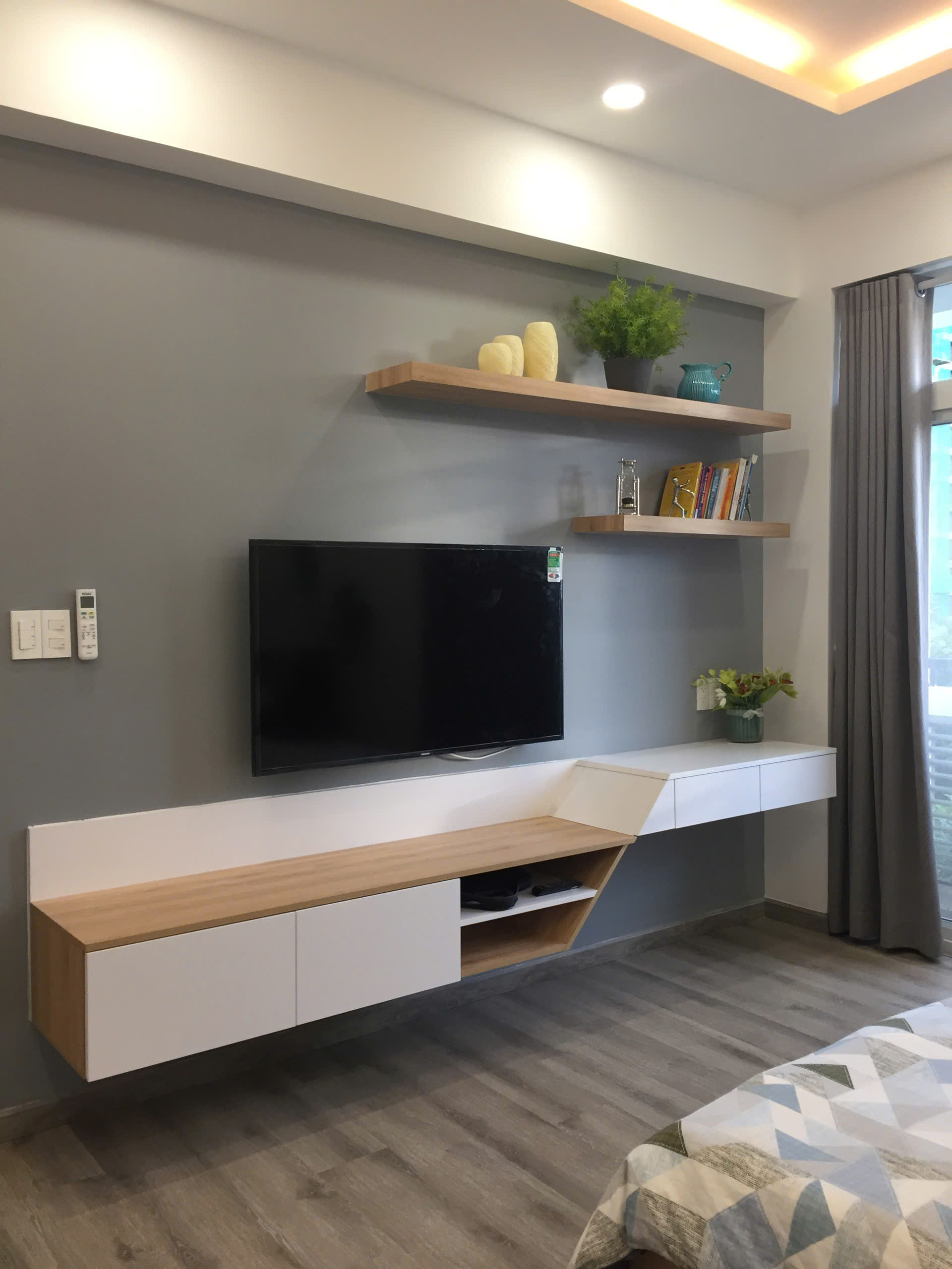 Cho thuê căn hộ Cảnh Viên, phú mỹ hưng, quận 7. Diện tích: 118m, 3 phòng ngủ, 2wc. Nội thất đầy đủ, giá chỉ 25tr/ tháng. Anh chị xem nhà liên hệ: hotline Ngọc Thư