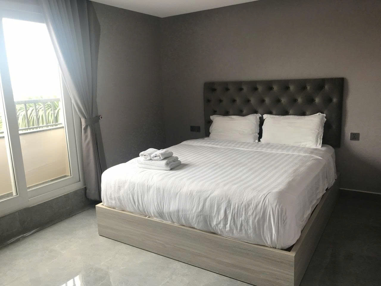 Bán siêu biệt thự, khách sạn Phú Mỹ Hưng, căn góc 145 tỷ, 275m2, 23PN, 25WC, nội thất đầy đủ - 9963
