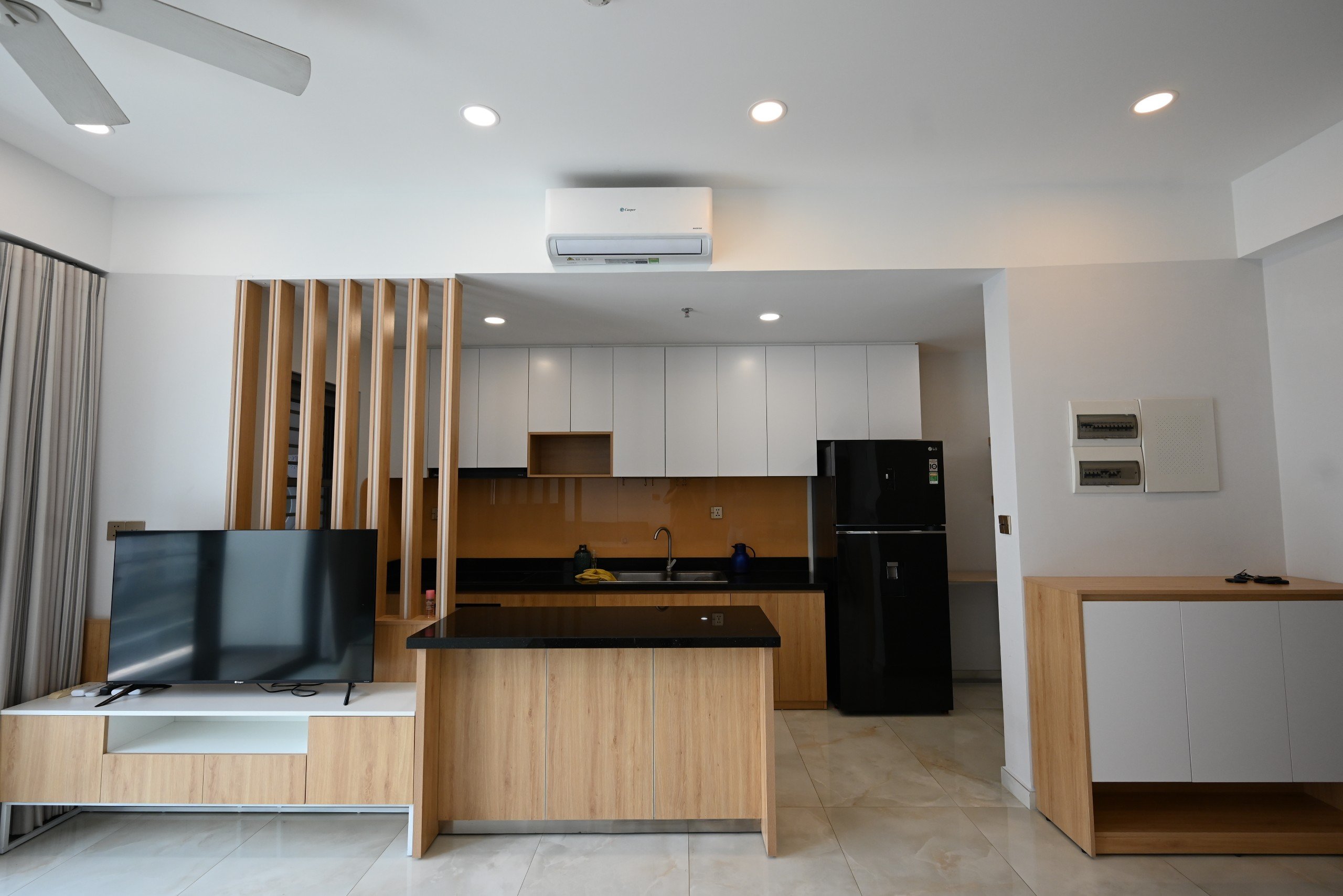 Cho thuê căn hộ Mỹ khánh Phú Mỹ Hưng, 118m2 giá chỉ có 20 triệu/tháng thương lượng. LH: hotline Thanh Mỹ