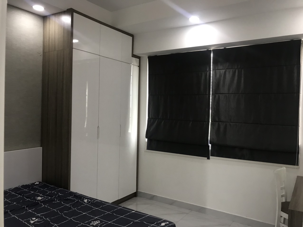 Cho thuê căn hộ Hưng Phúc, phú mỹ hưng. Diện tích: 78m, 2 phòng ngủ, 2wc. Nội thất đầy đủ, nhà trống ở ngay. Gía chỉ 18tr/ tháng. Qúy khách xem nhà liên hệ: hotline Ngọc Thư - 10739